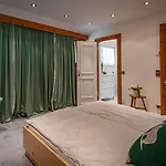 Bostele With Five Bedrooms, Indoor Pool, Two Saunas & Garage * باد كلينكيرشهايم