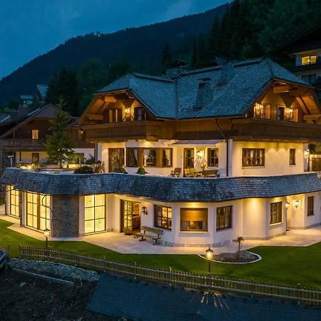 Bostele With Five Bedrooms, Indoor Pool, Two Saunas & Garage * Бад Кляйнкирххайм