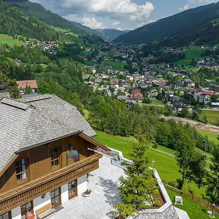 Bostele With Five Bedrooms, Indoor Pool, Two Saunas&garage
