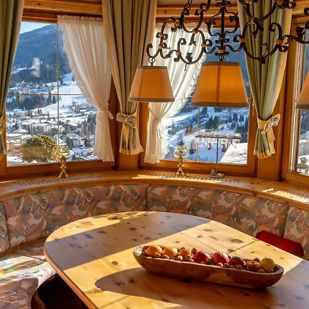 Вилла Bostele With Five Bedrooms, Indoor Pool, Two Saunas & Garage *