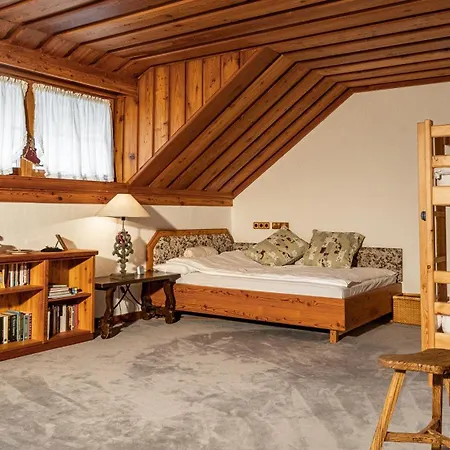 Вилла Bostele With Five Bedrooms, Indoor Pool, Two Saunas & Garage