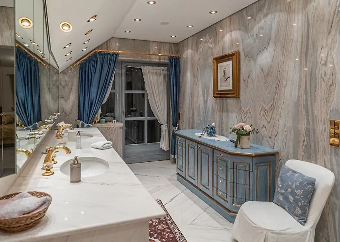 Willa Bostele With Five Bedrooms, Indoor Pool, Two Saunas & Garage *