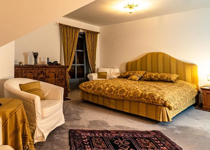 Bostele With Five Bedrooms, Indoor Pool, Two Saunas & Garage Bad Kleinkirchheim